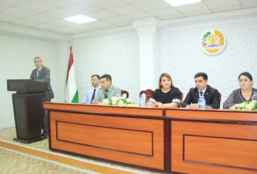 Семинари дастурдиҳӣ оид ба баргузор намудани мавсими истироҳати тобистонаи кўдакон ва наврасон