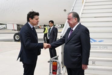 Президенти Ҷумҳурии Тоҷикистон Эмомалӣ Раҳмон бо сафари корӣ вориди шаҳри Нитсаи Ҷумҳурии Фаронса шуданд