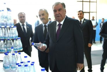 Хоруғ коргоҳҳои истеҳсолии маҳсулоти гӯштӣ ва обҳои табиии ташнашиканро ифтитоҳ намуданд
