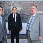Президенти Ҷумҳурии Тоҷикистон Эмомалӣ Раҳмон бо рафти сохтмони роҳи мошингард аз дарвозаи Ғарбӣ то маҳаллаи Чортути шаҳри Душанбе шинос шуданд