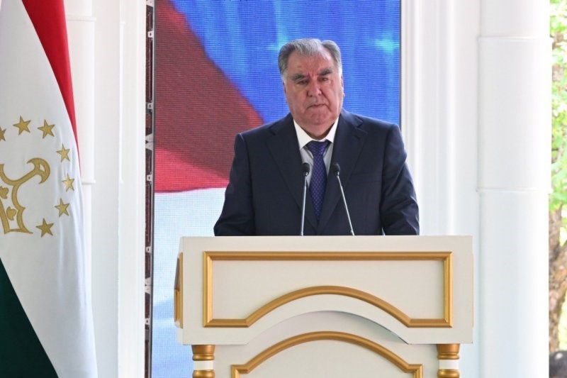 Cуханронии Президенти Ҷумҳурии Тоҷикистон, Пешвои миллат Эмомалӣ Раҳмон дар мулоқот бо роҳбарон ва фаъолони ноҳияи Дарвоз