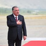 Пешвои миллат Эмомалӣ Раҳмон пас аз анҷоми сафари корӣ дар Вилояти Мухтори Кӯҳистони Бадахшон ба шаҳри Душанбе баргаштанд