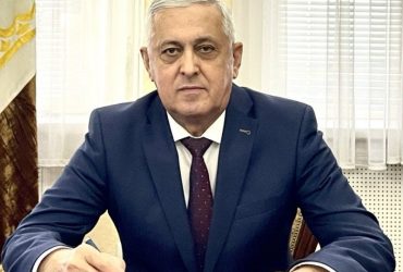 ПАЁМИ ТАБРИКОТИИ РАИСИ ФЕДЕРАТСИЯИ ИТТИФОҚҲОИ КАСАБАИ МУСТАҚИЛИ ТОҶИКИСТОН ҚАРАХОН ЧИЛЛАЗОДА БА МУНОСИБАТИ РӮЗИ ИТТИФОҚҲОИ КАСАБА